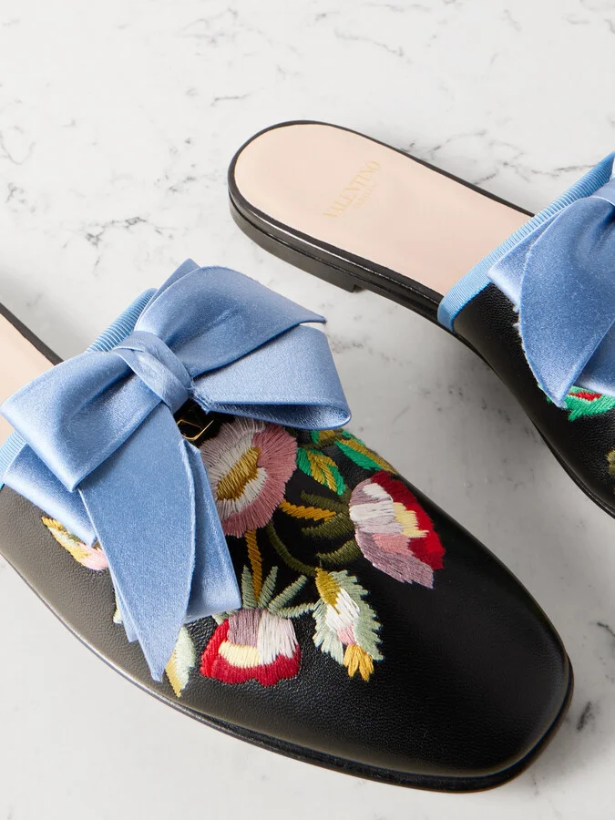 Valentino Garavani - Beauregard Bow-embellished Embroidered Leather Slippers - Black - Image 4