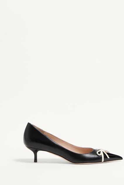 Valentino Garavani Bepointy Pump In Patent Leather And Kidskin 45Mm