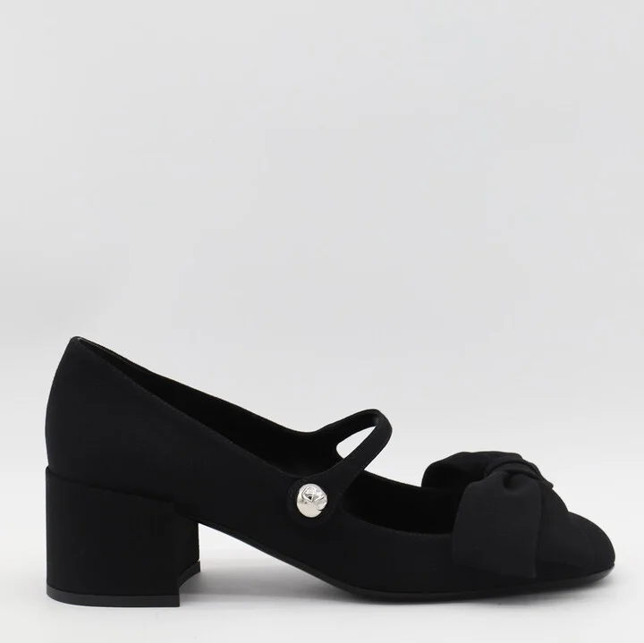 Valentino Garavani Black Flats