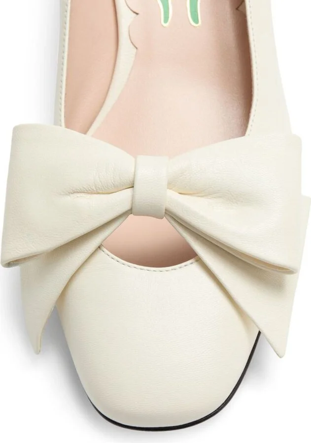 Valentino Garavani Bowow Leather Pumps - Image 5
