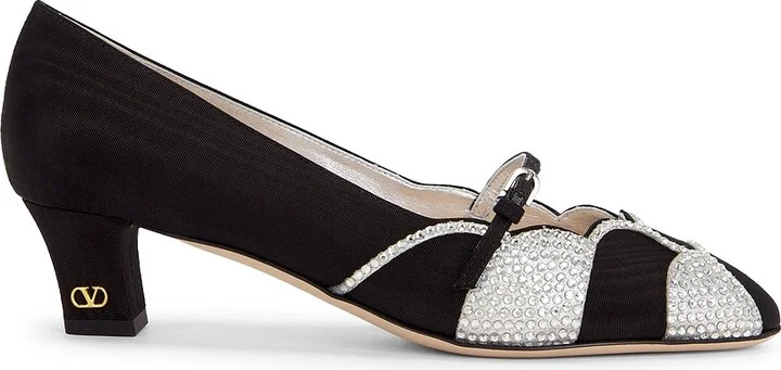 Valentino Garavani Bowow Pump in Black