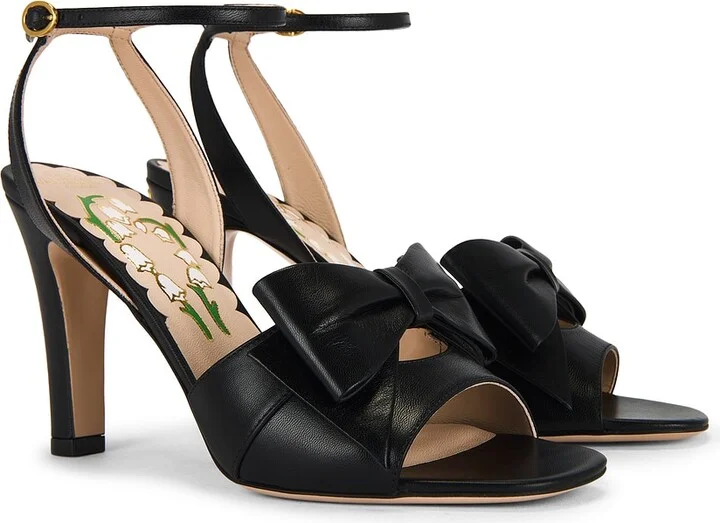 Valentino Garavani Bowow Sandal in Black - Image 2