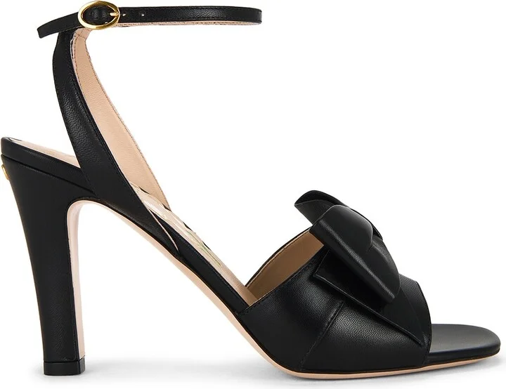 Valentino Garavani Bowow Sandal in Black