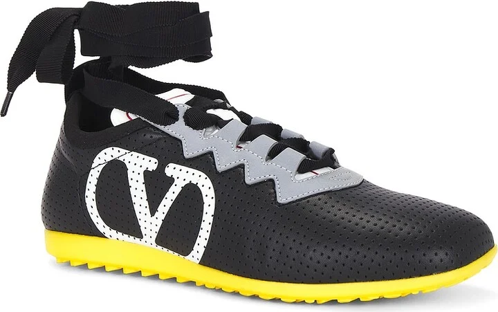 Valentino Garavani Chromathon Sneaker in Black - Image 2