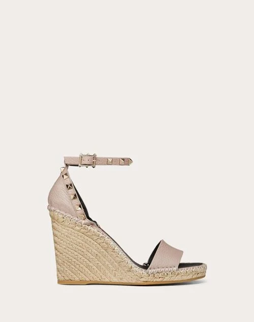 Valentino Garavani DOUBLE ROCKSTUD GRAINY CALFSKIN WEDGE SANDAL 105 MM