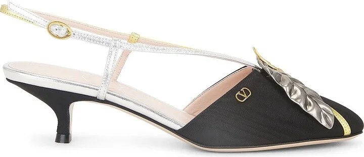 Valentino Garavani Foliage Pump in Black