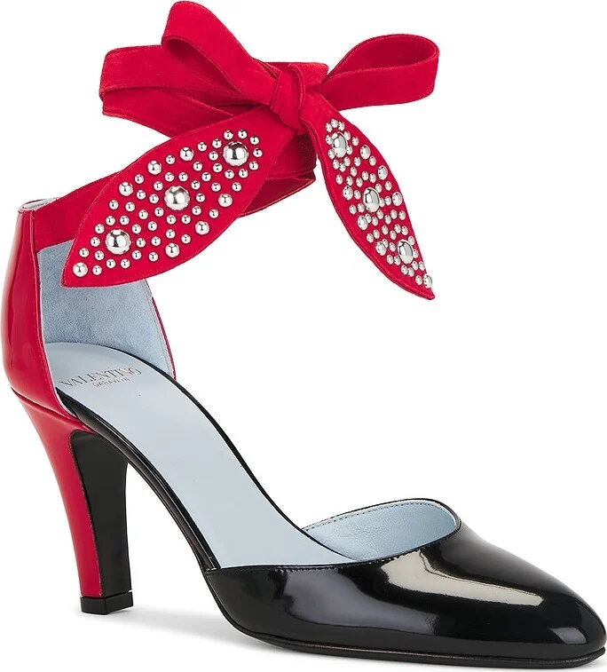 Valentino Garavani Foliefoliage Ankle Strap Pump in Black - Image 2