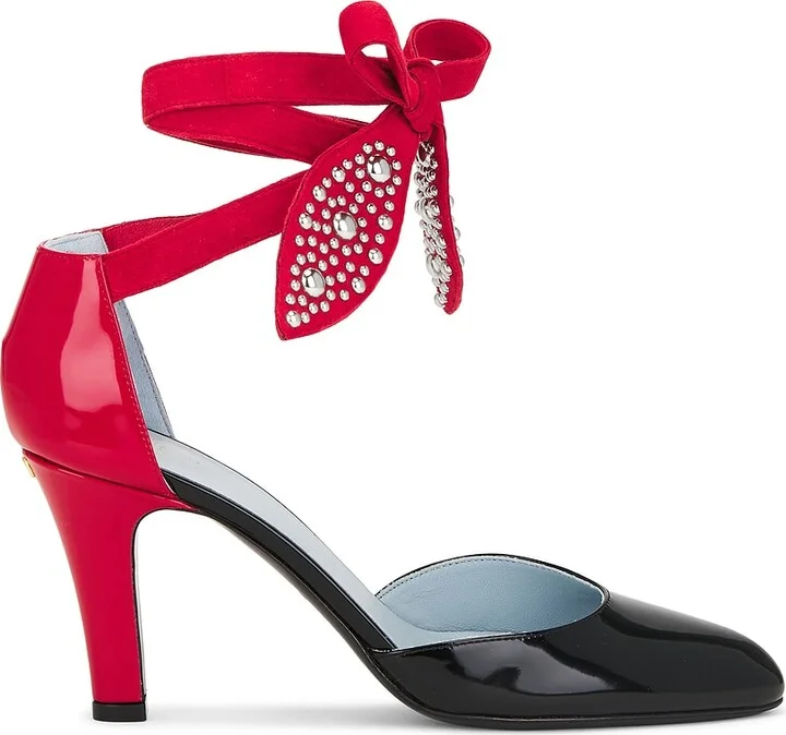 Valentino Garavani Foliefoliage Ankle Strap Pump in Black
