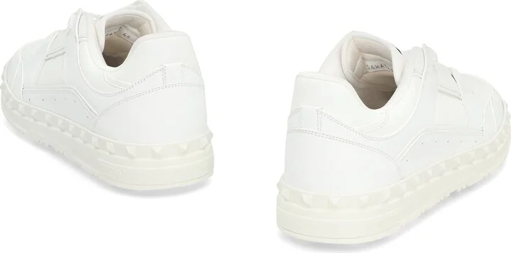 Valentino Garavani Freedots Leather Low-Top Sneakers - Image 4