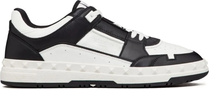 Valentino Garavani Freedots Leather Sneakers