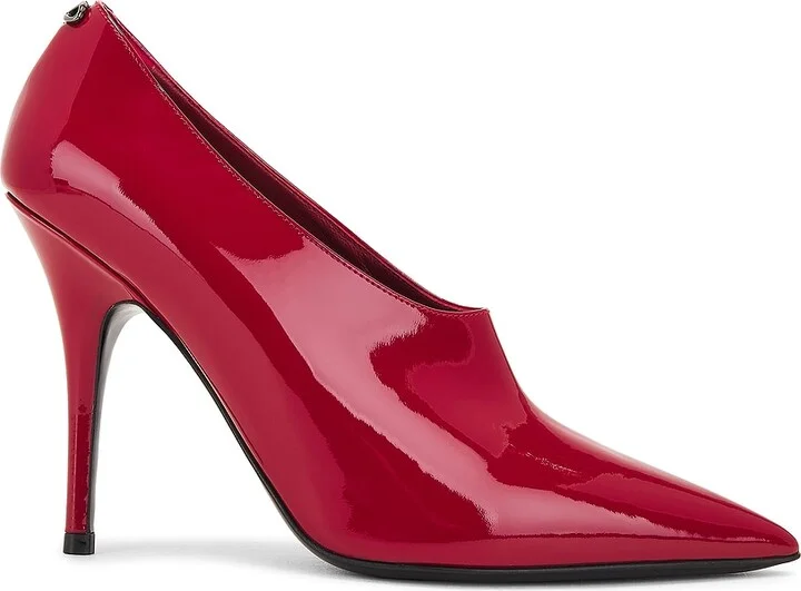 Valentino Garavani Le Salon Pump in Red