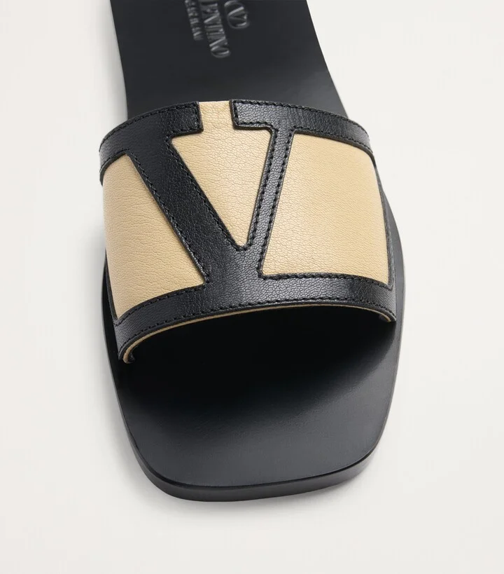 Valentino Garavani Leather Viva Superstar Slides - Image 6