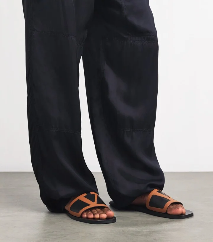 Valentino Garavani Leather Viva Superstar Slides - Image 2