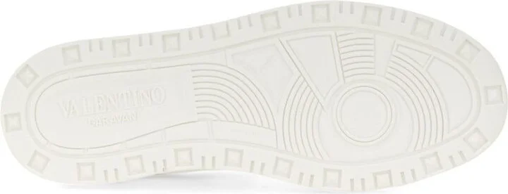 Valentino Garavani Low Top Sneaker "Freedots" - Image 3