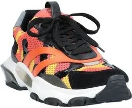 Valentino Garavani Man Sneakers - Image 2