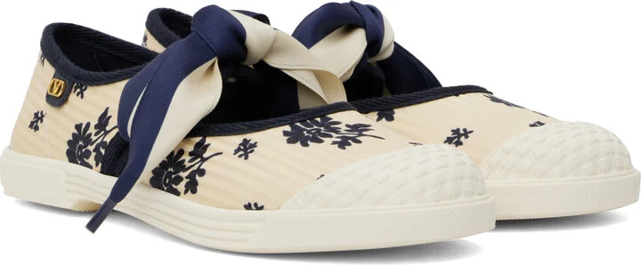 Valentino Garavani Off-White & Navy Bay By Bay Ballerina Sneakers - Image 4