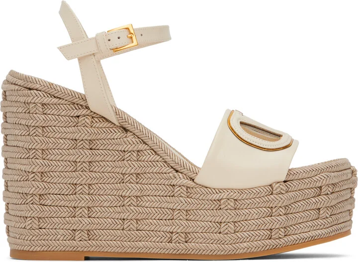 B24 Light Ivory