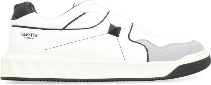 Valentino Garavani One Stud Low-Top Sneakers - Image 4