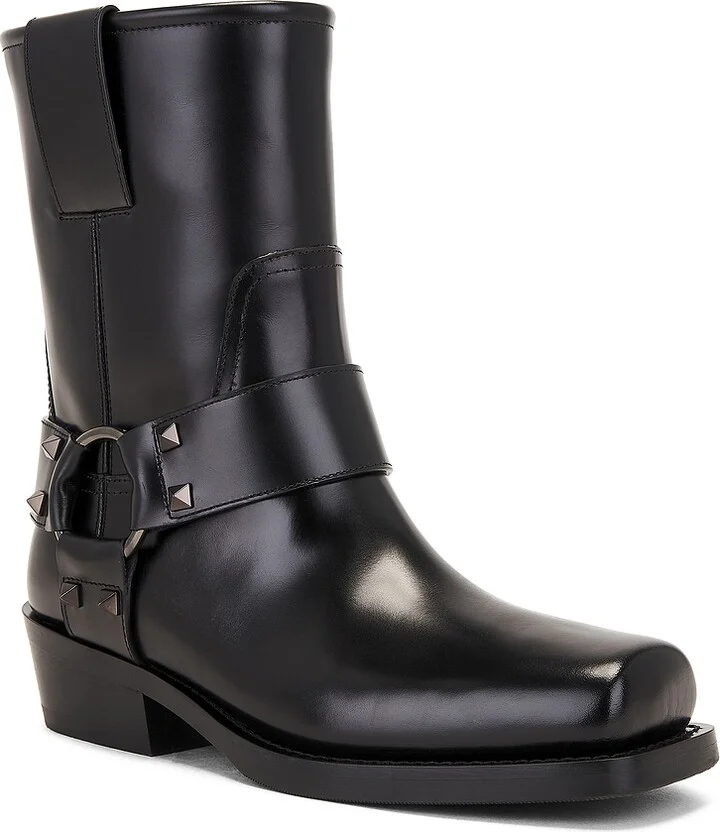 Valentino Garavani Rockstud Biker Boot in Black - Image 2