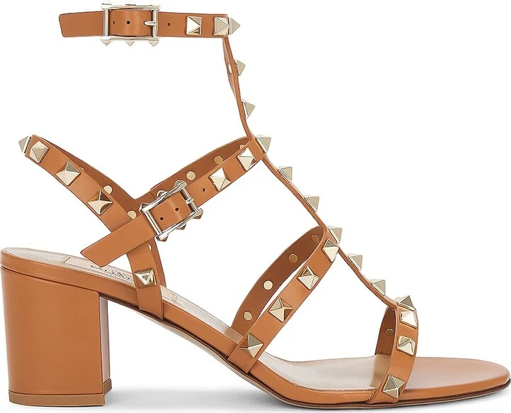 Valentino Garavani Rockstud Sandal in Tan