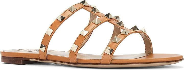 Valentino Garavani Rockstud Slide in Tan - Image 2