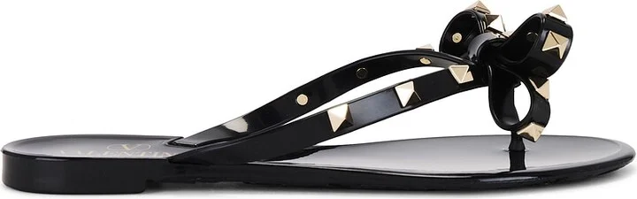 Valentino Garavani Rockstud Thong Sandal in Black