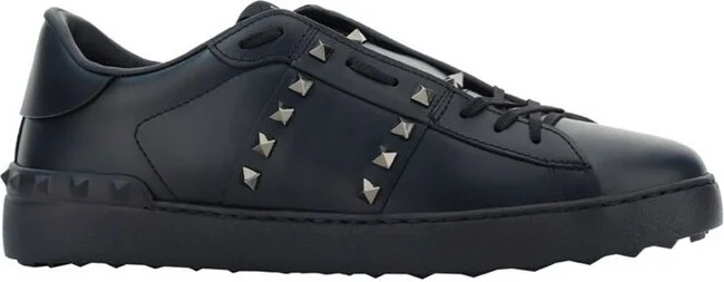 Valentino Garavani Rockstud Untitled Lace-Up Sneakers