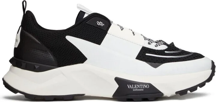 Valentino Garavani True Act Sneakers