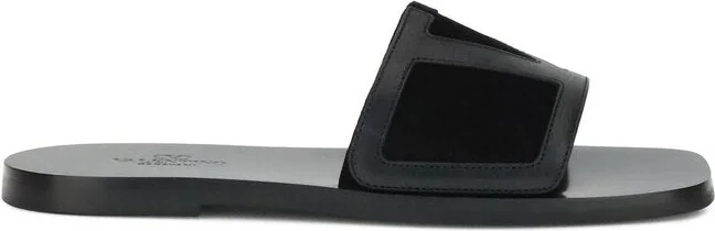 Valentino Garavani Viva Superstar Sandals