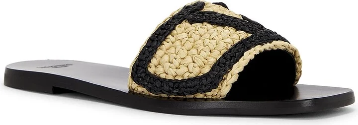 Valentino Garavani Viva Superstar Slide in Black - Image 2