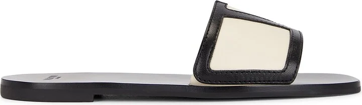 Valentino Garavani Viva Superstar Slide in Black,White