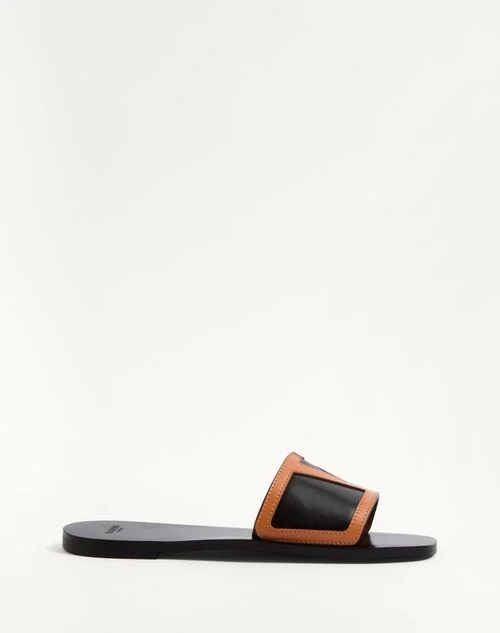 Valentino Garavani Viva Superstar Slide Sandal In Nappa Leather