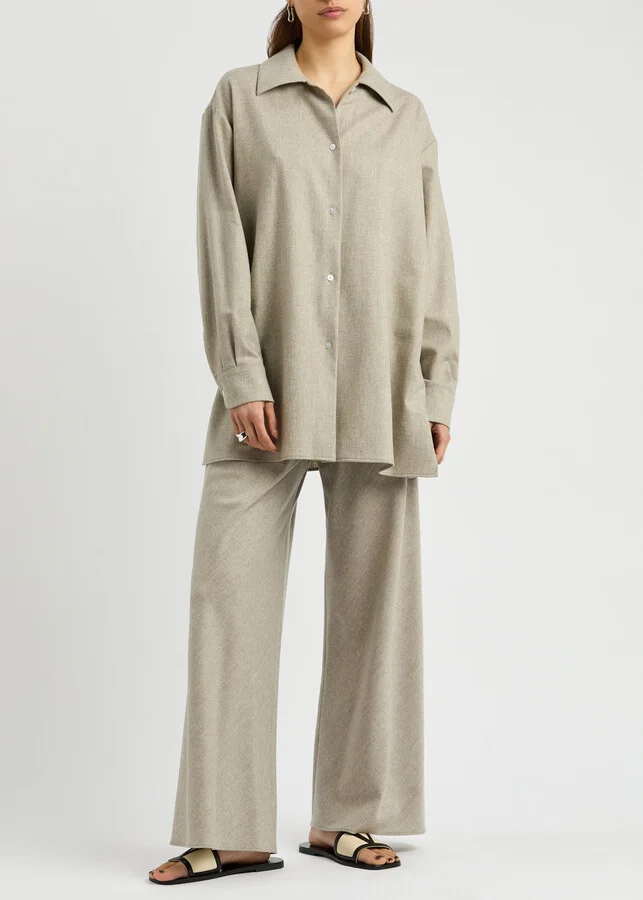 Valentino Garavani Viva Superstar Vlogo Leather Sliders - Image 6