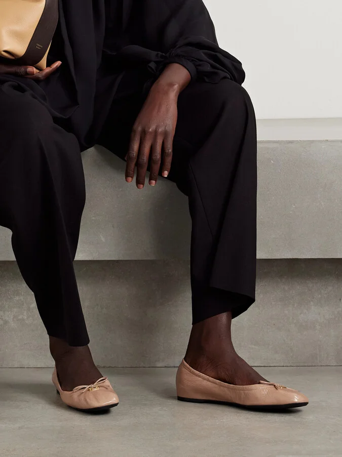Valentino Garavani - Vlogo Bow-embellished Crinkled Patent-leather Ballet Flats - Neutrals - Image 2