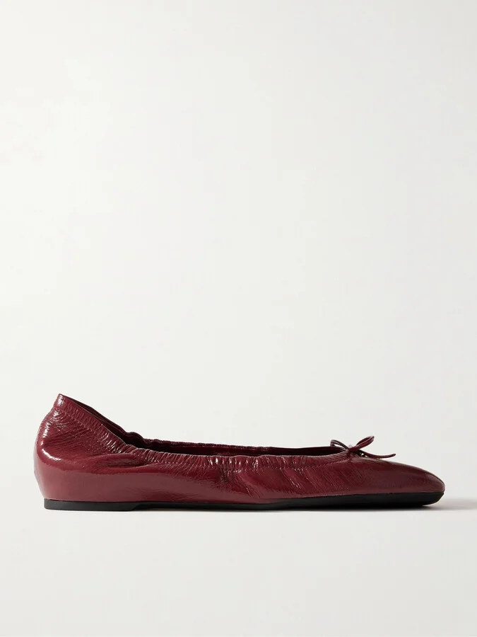 Valentino Garavani - Vlogo Bow-embellished Crinkled Patent-leather Ballet Flats - Red