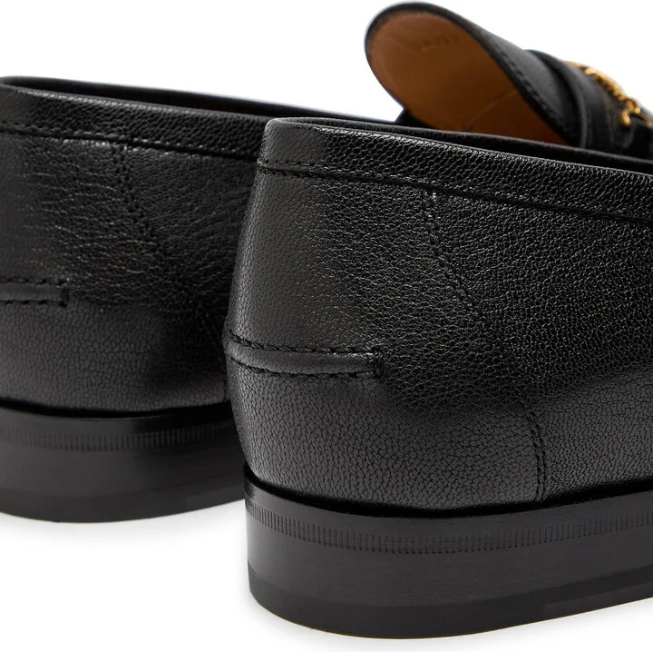 Valentino Garavani Vlogo Grained Leather Loafers - Image 4