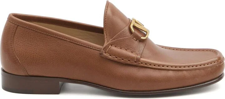 Valentino Garavani Vlogo Signature Leather Loafers