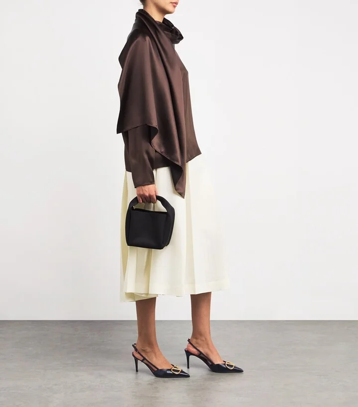 Valentino Garavani Vlogo Slingback Pumps 80 - Image 5