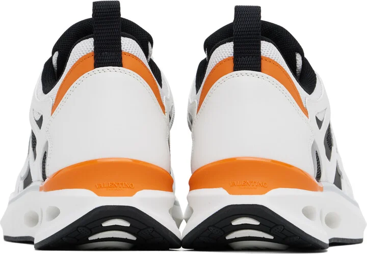 Valentino Garavani White & Black VLogo Easyjog Low-Top Sneakers - Image 2