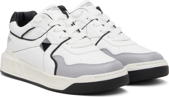 Valentino Garavani White One Stud Low-Top Nappa Sneakers - Image 4