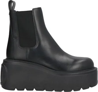 Valentino Garavani Woman Ankle boots