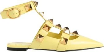 Pastel yellow