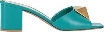 Emerald green