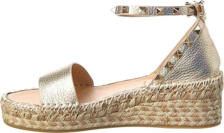 Valentino Rockstud 55 Grainy Leather Platform Sandal - Image 2