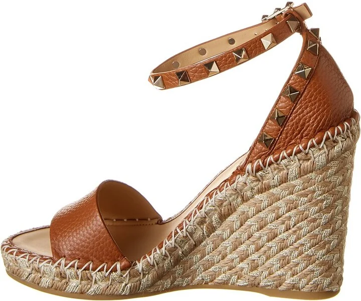 Valentino Rockstud 95 Grainy Leather Wedge Sandal - Image 2