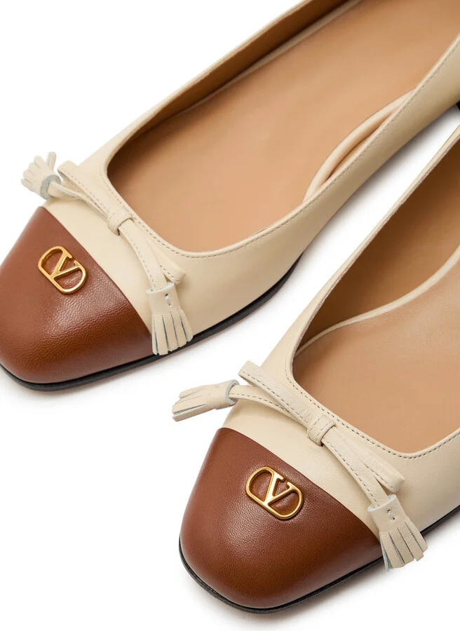 Valentino Valet Du Roi 20 Leather Pumps - Image 3