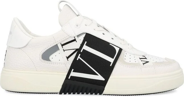 Valentino VL7N Round Toe Lace-Up Sneakers