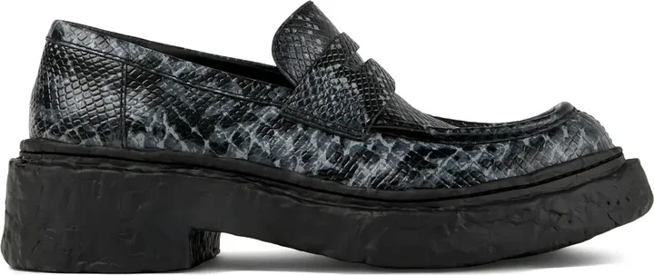 Vamonos loafers