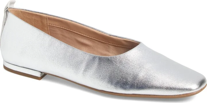 Vana Flat
