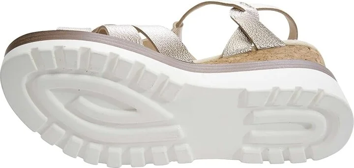 Vaneli Carly Women's Shoes Shell Grained Met : 6 M (B), Leather - Image 2